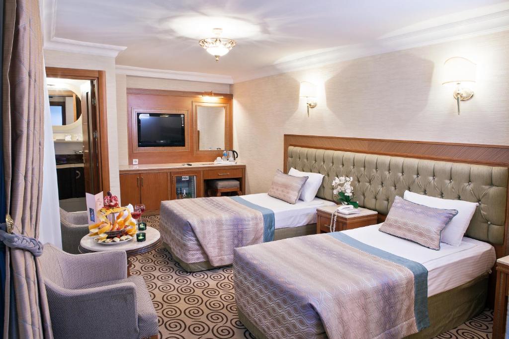 Grand Asyian Hotel